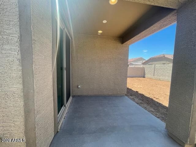 Building Photo - 8746 W San Juan Ave