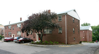 Building Photo - River Edge Commons