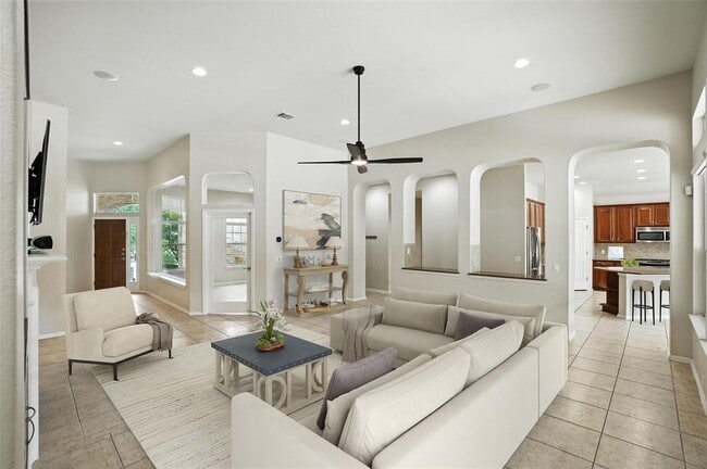 Building Photo - 208 Raindance Cove