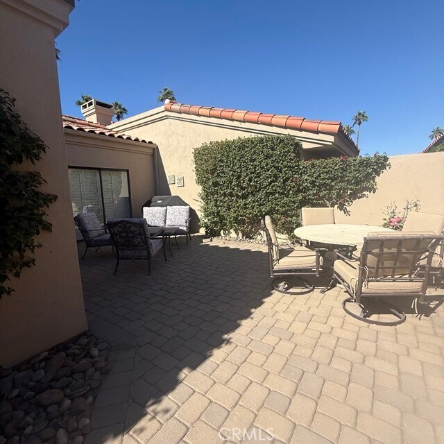 Building Photo - 38921 Wisteria Dr