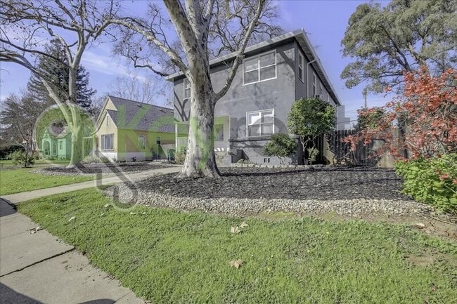 Building Photo - 1119 Lochbrae Rd