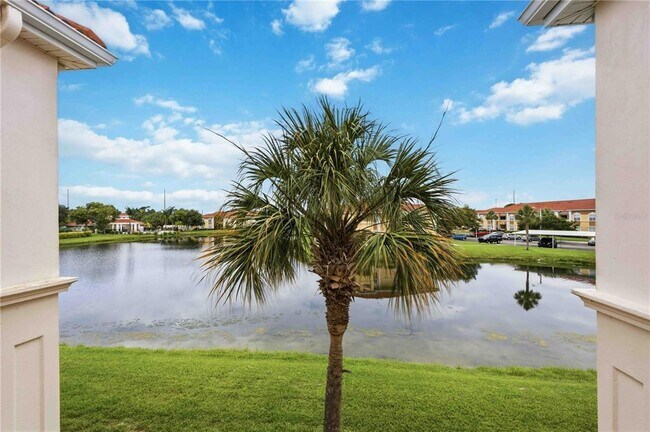 Building Photo - 1025 Villagio Cir