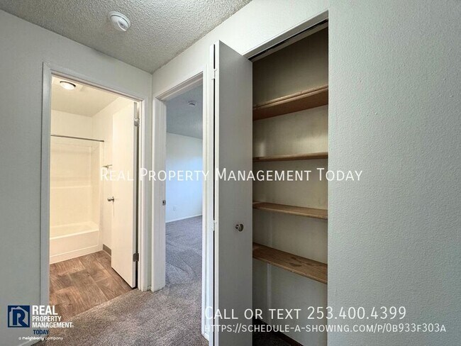 Building Photo - 450 Pearl St