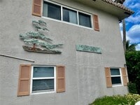 Building Photo - 2161 NE 42nd St