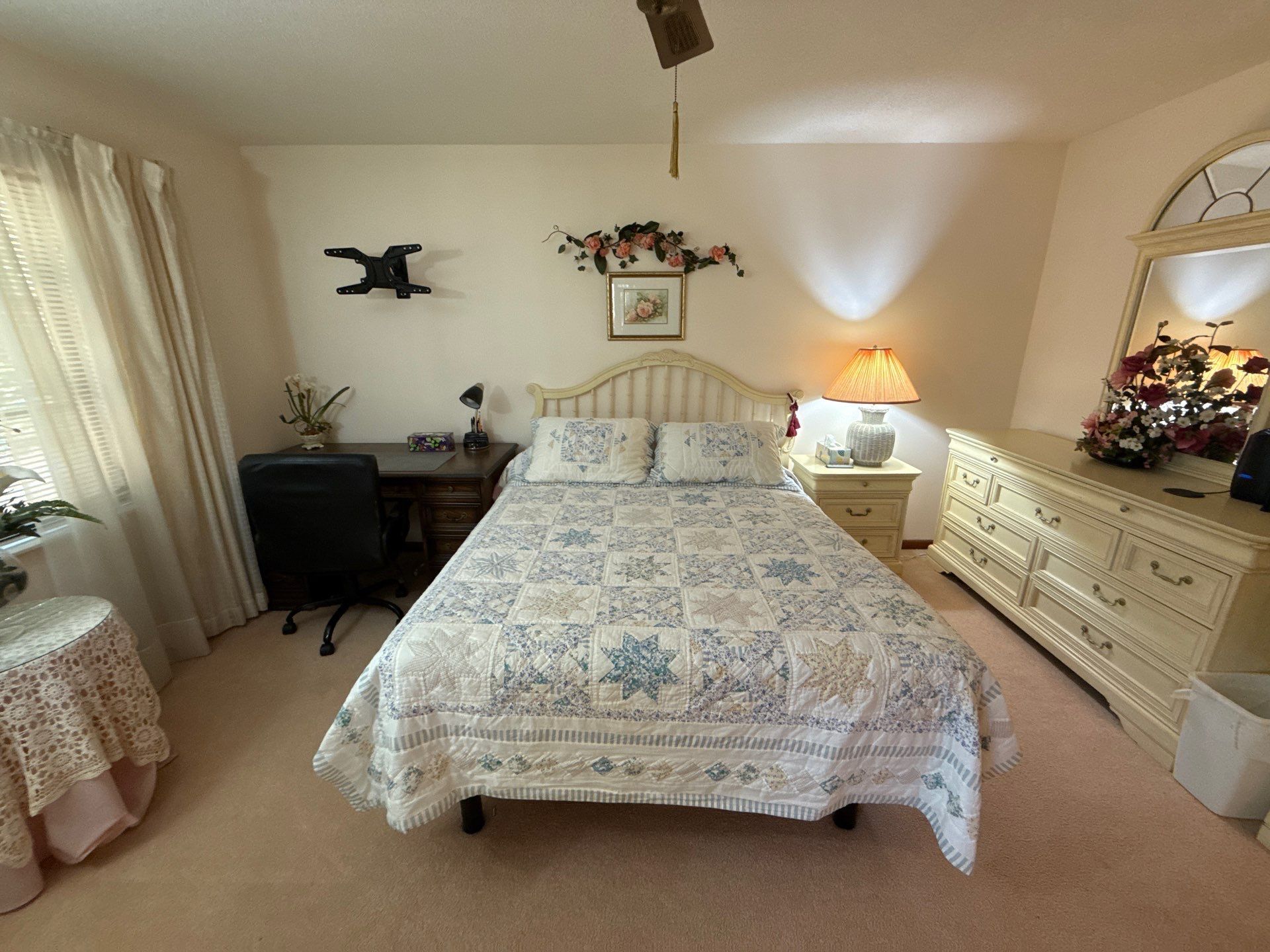 Building Photo - 117 Golfview Dr