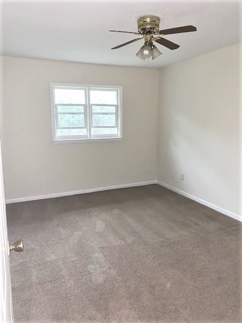 Building Photo - 201 Westbrooke Court #4 (Westbrooke Townho...
