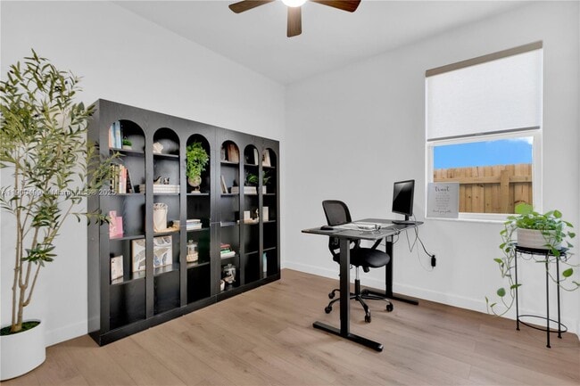 Building Photo - 2444 SE 24th Ave