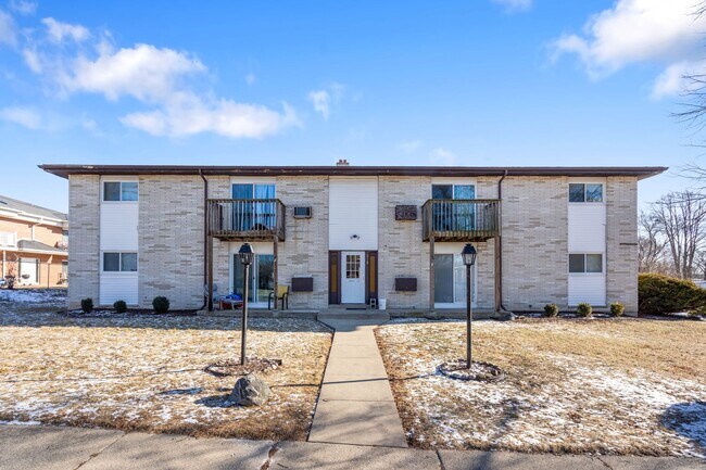 Building Photo - Lewis Street Apartments