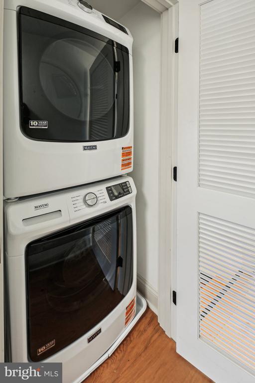 Building Photo - 3348 Chestnut Ave