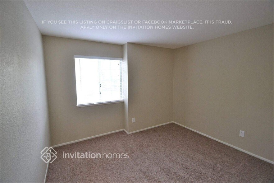 Building Photo - 418 Stoneybrook Ln