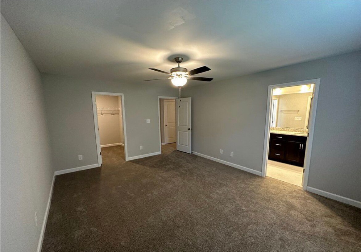 Building Photo - 703 Georgetown Cir