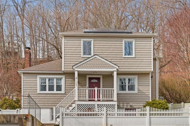 Primary Photo - 125 S Kensico Ave