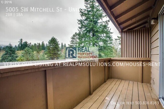 Building Photo - 5005 SW Mitchell St