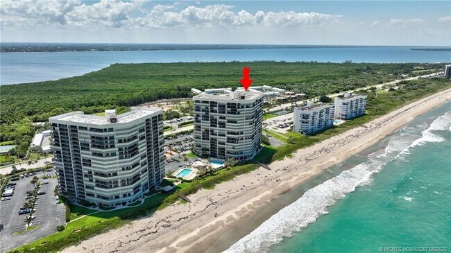 Building Photo - 9500 S Ocean Dr