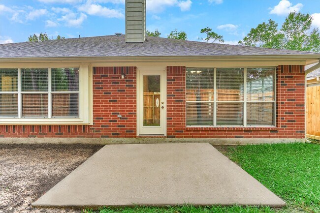 Building Photo - 183 Fairwind Trail Dr