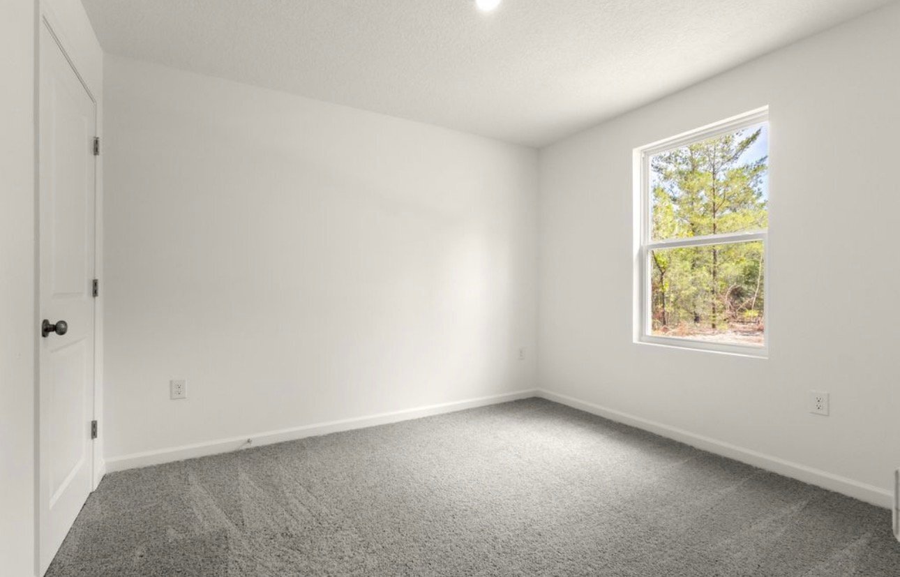 Building Photo - 135 Tiger Lily Ln