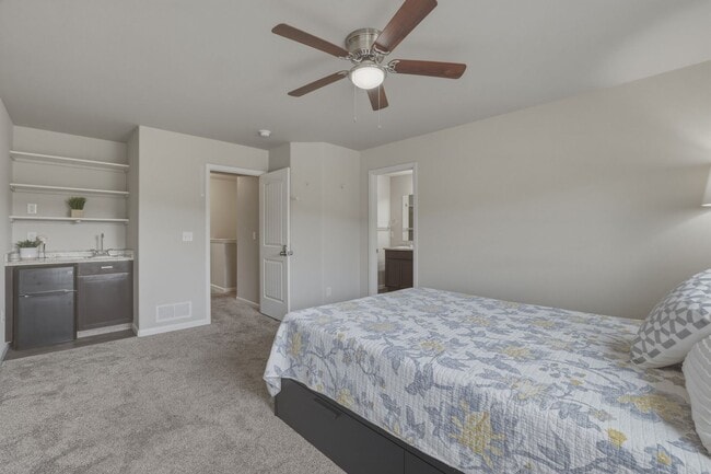 Building Photo - 2093 Birmingham Loop
