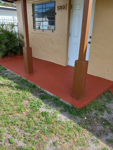 Building Photo - 5710 SW 38th St