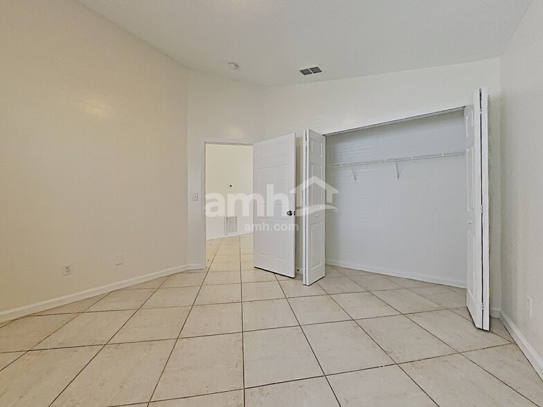 Building Photo - 16041 Bay Vista Dr