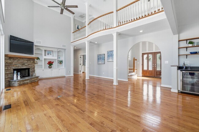 Building Photo - 3308 Kline Dr