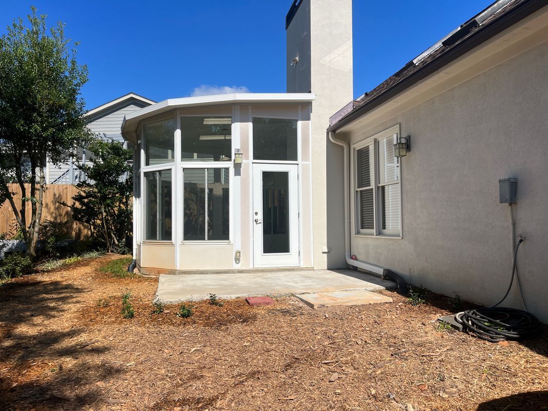 Building Photo - 972 Bridgegate Dr NE