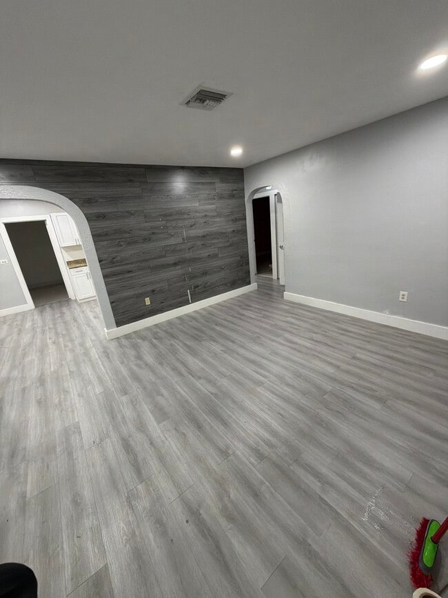 Building Photo - 3565 NW 81st Terrace