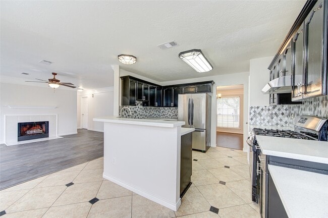 Building Photo - 14123 Torrey Forest Dr