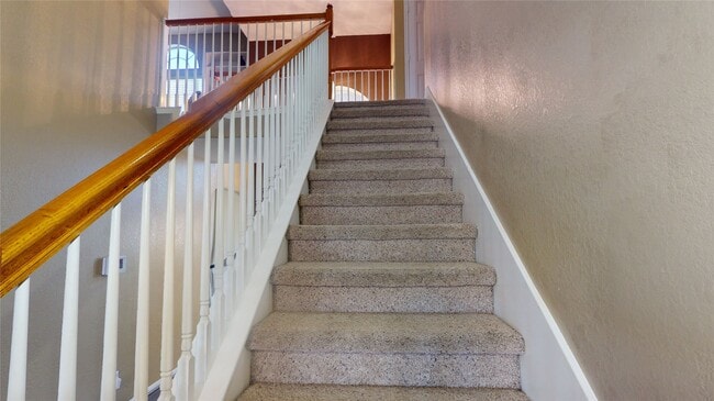 Building Photo - 21499 Pleasant Forest Dr