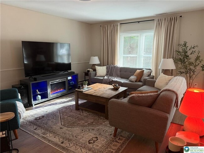 Building Photo - 793 Briarstone Rd