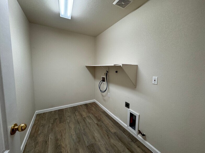 Building Photo - 1504 Montiano Loop SE