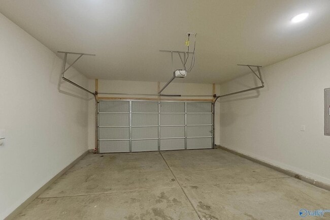 Building Photo - 7210 Chatfield Wy NW