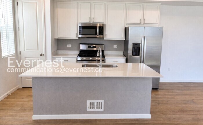 Building Photo - 1364 Penner Dr