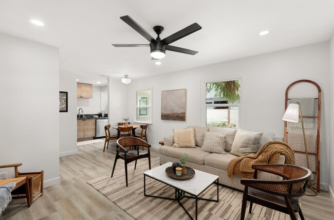 Building Photo - 2 bedrooms 1 bath home in San Diego-Imperi...