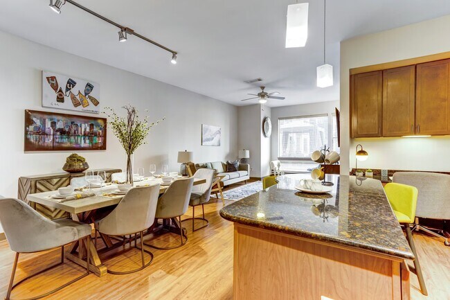 Building Photo - Loft-Style 1-Bed | Now Leasing in Houston!