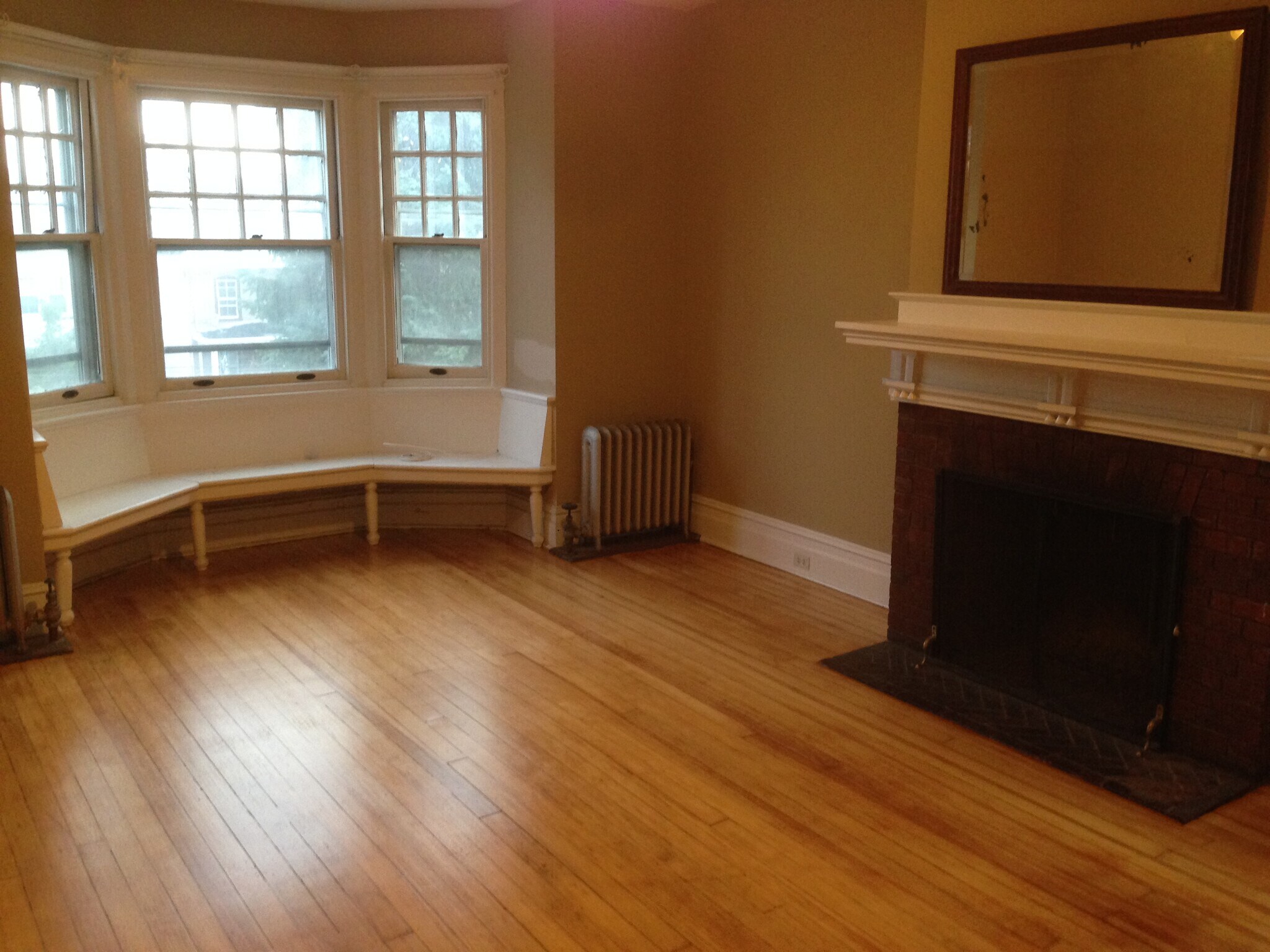 Building Photo - 441 Lyceum Ave