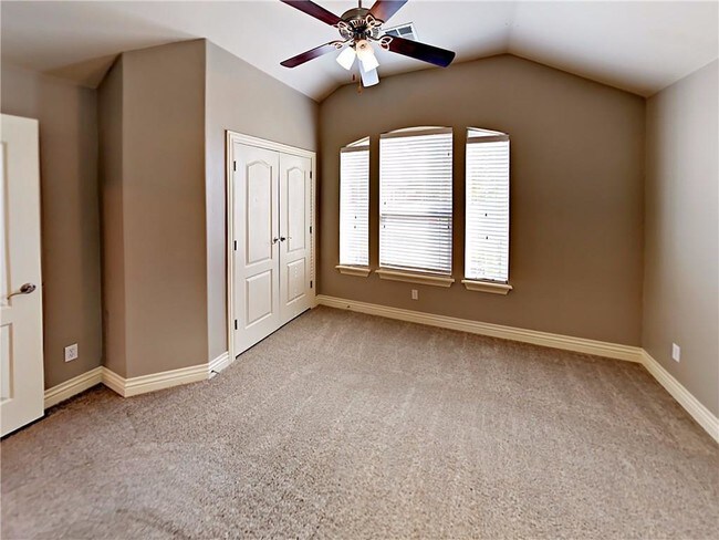 Building Photo - 13905 Teagen Ln