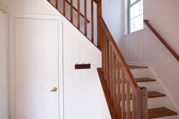 Foyer - 404 Oswego Ct