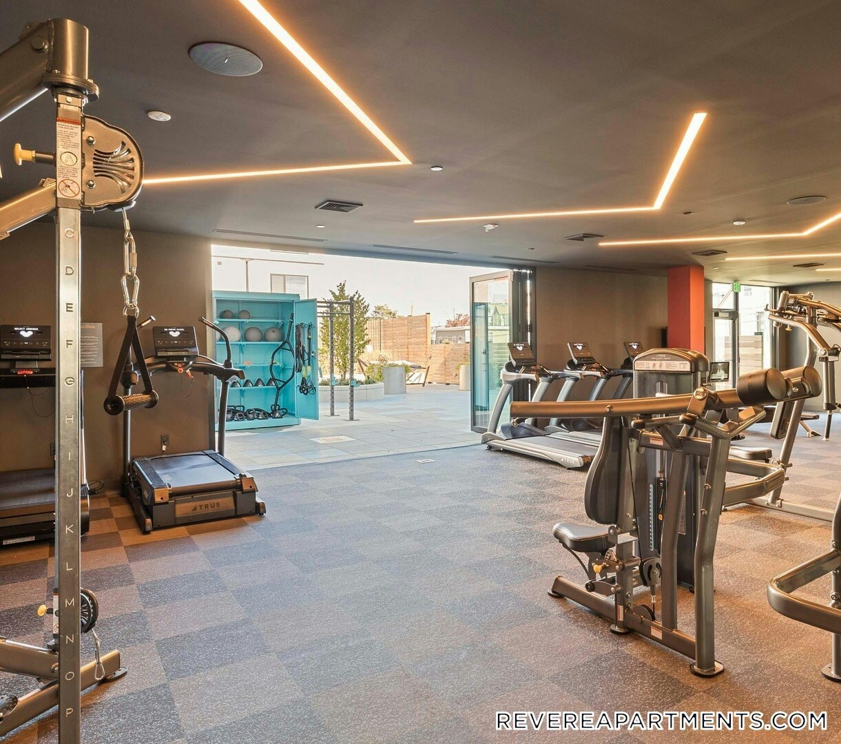 Building Photo - 62 Boylston St