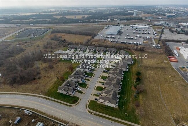 Building Photo - Timber Trails Townhome - Cupid’s Choice: $50 Monthly Savings + $500 Move-In Credit When You Sign ...