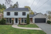 Building Photo - 167 Summer St