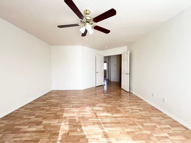 Building Photo - 5875 Rainbow Trout Ct