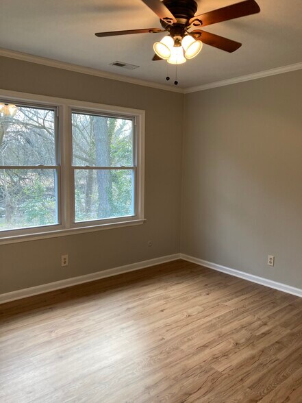 Building Photo - 107 Rockbridge Rd
