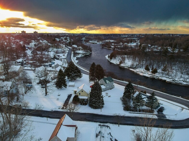 Primary Photo - 393 N Colorado Ave