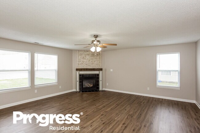 Building Photo - 1560 Orchestra Way