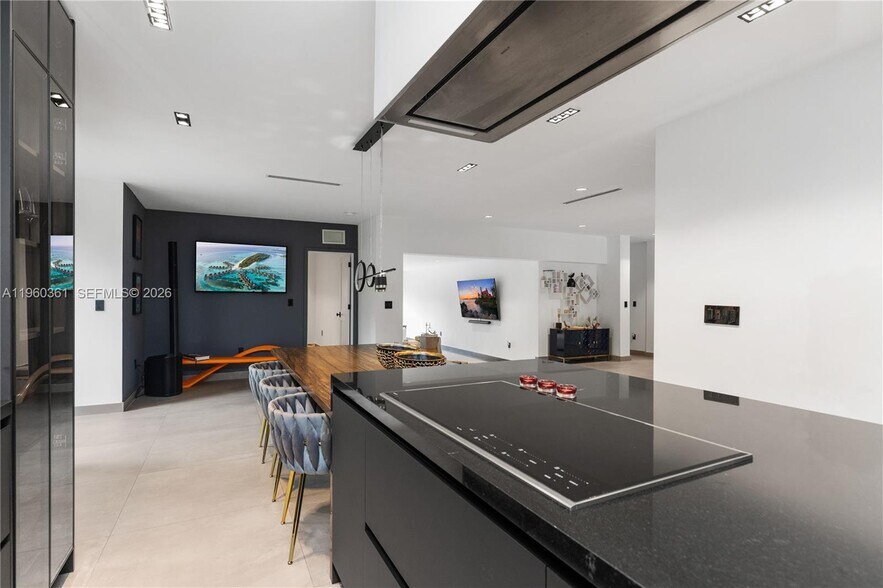 Building Photo - 63 SW 31st Rd