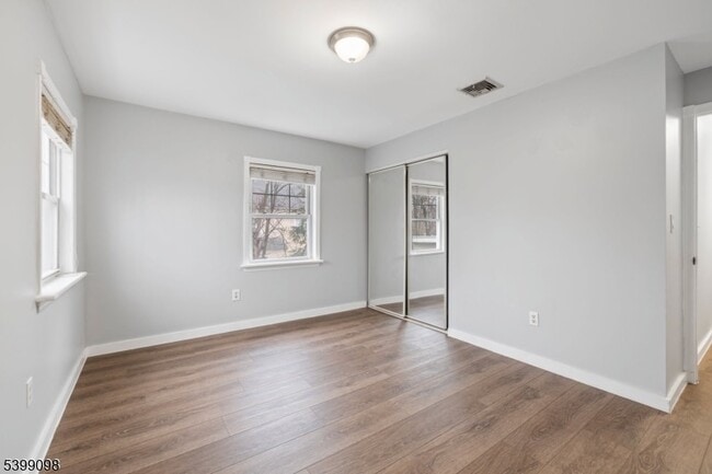 Building Photo - 21 Personette St