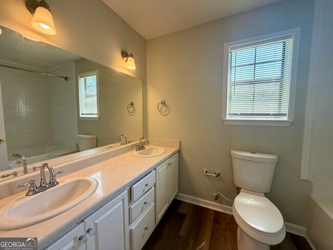 Building Photo - 209 Stagecoach Ridge
