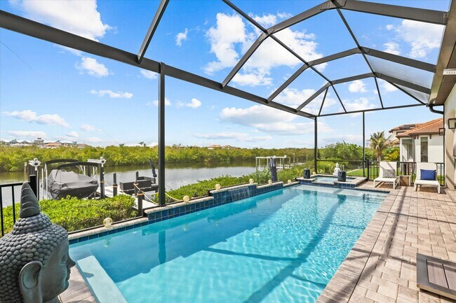 Building Photo - Waterfront Luxury Living | Private Dock + Direct Tampa Bay Access