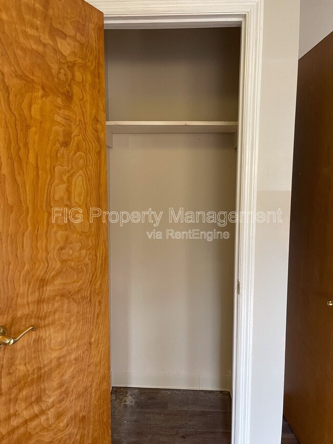 Building Photo - 705 Sanquine Way