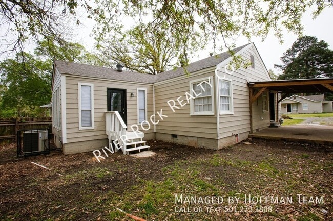 Building Photo - 1305 W 21st St